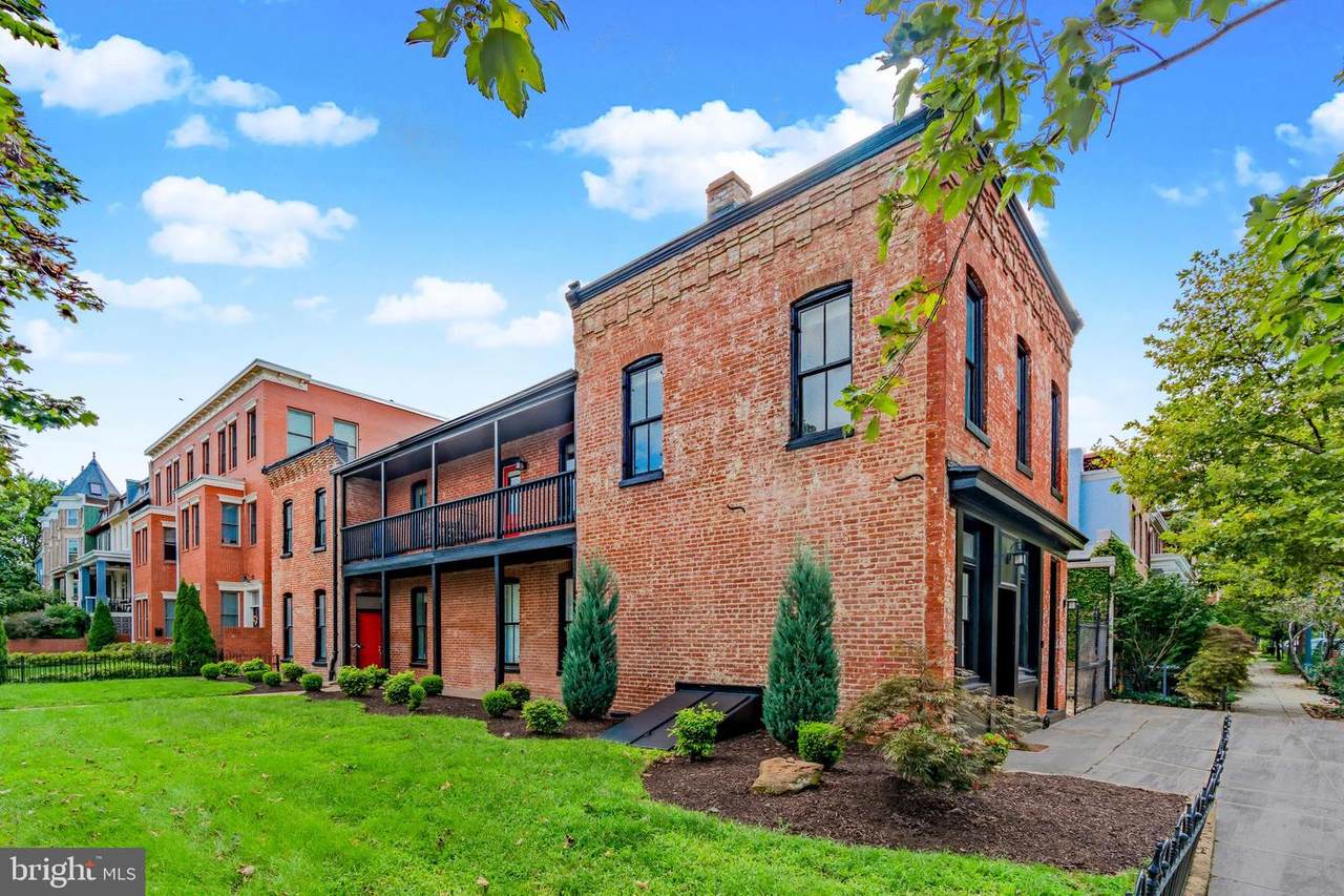 1133 D Street - Photo 1