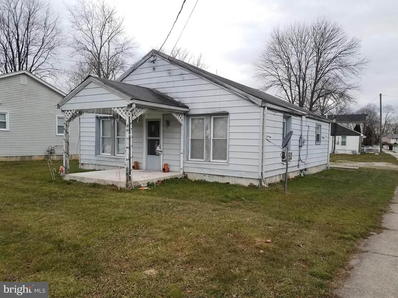 30 Liberty Avenue - Photo 1