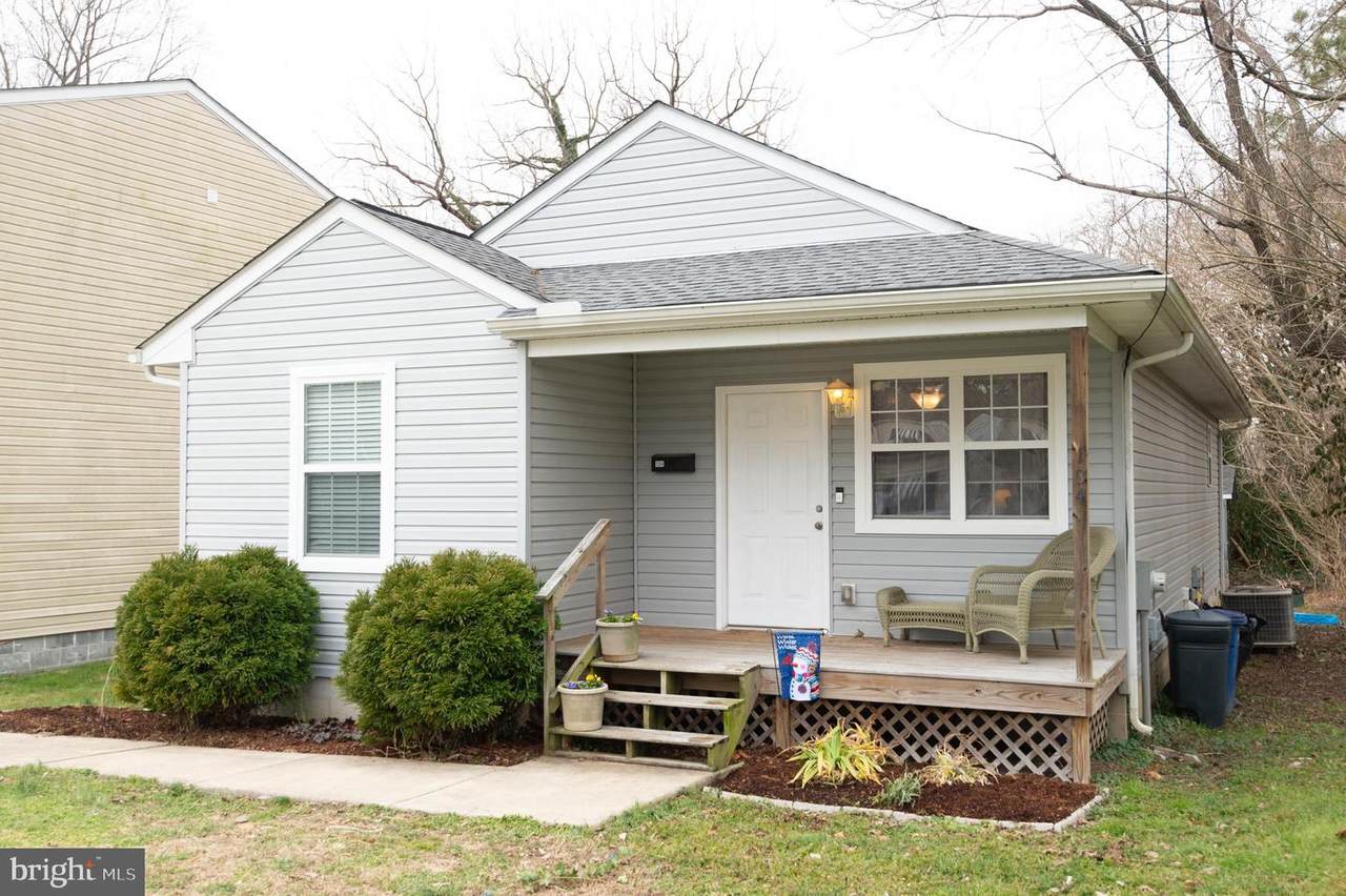 104 Holton Street - Photo 1