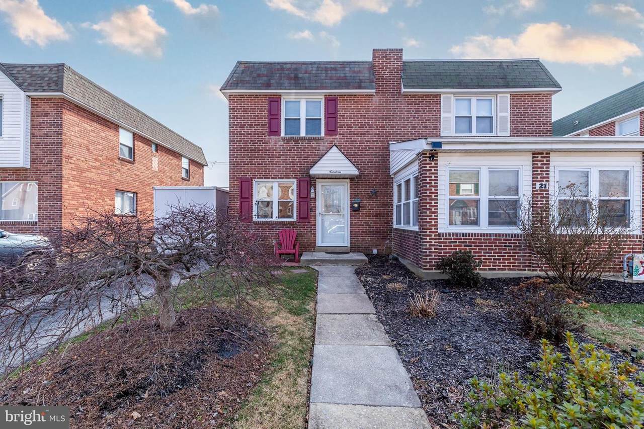 19 Andrews Avenue - Photo 1