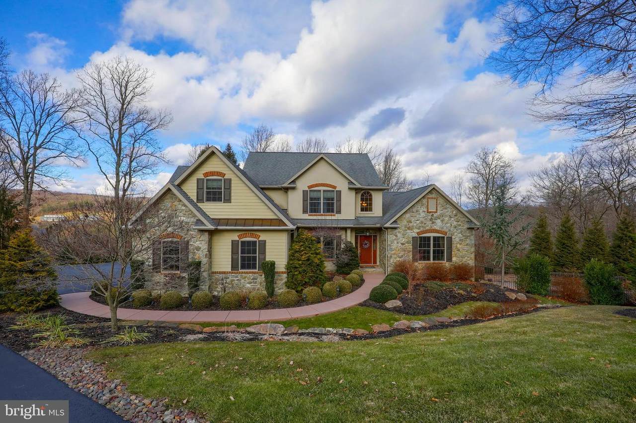 36 Stonehill Drive - Photo 1