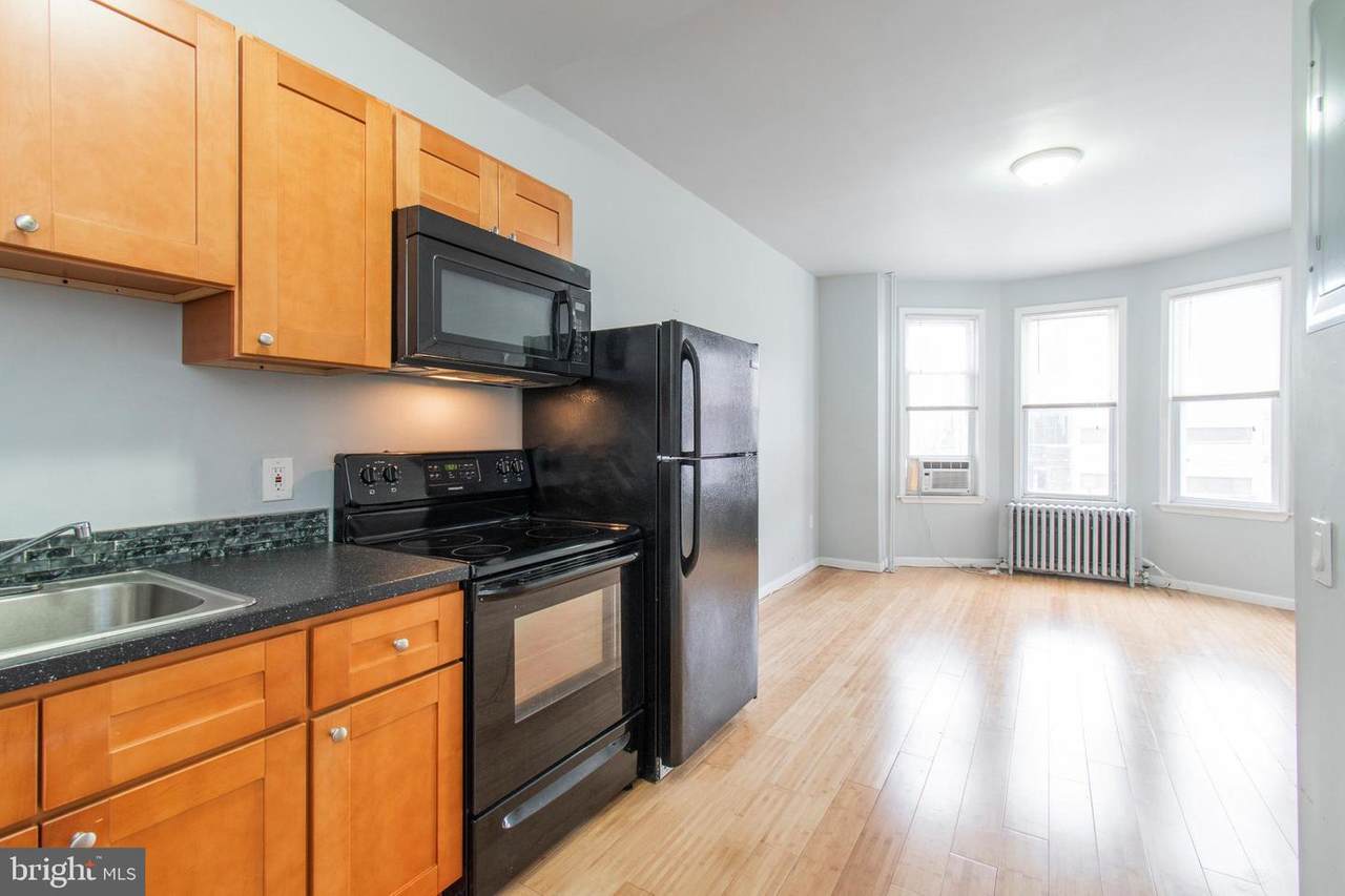 3313 Park Avenue - Photo 1