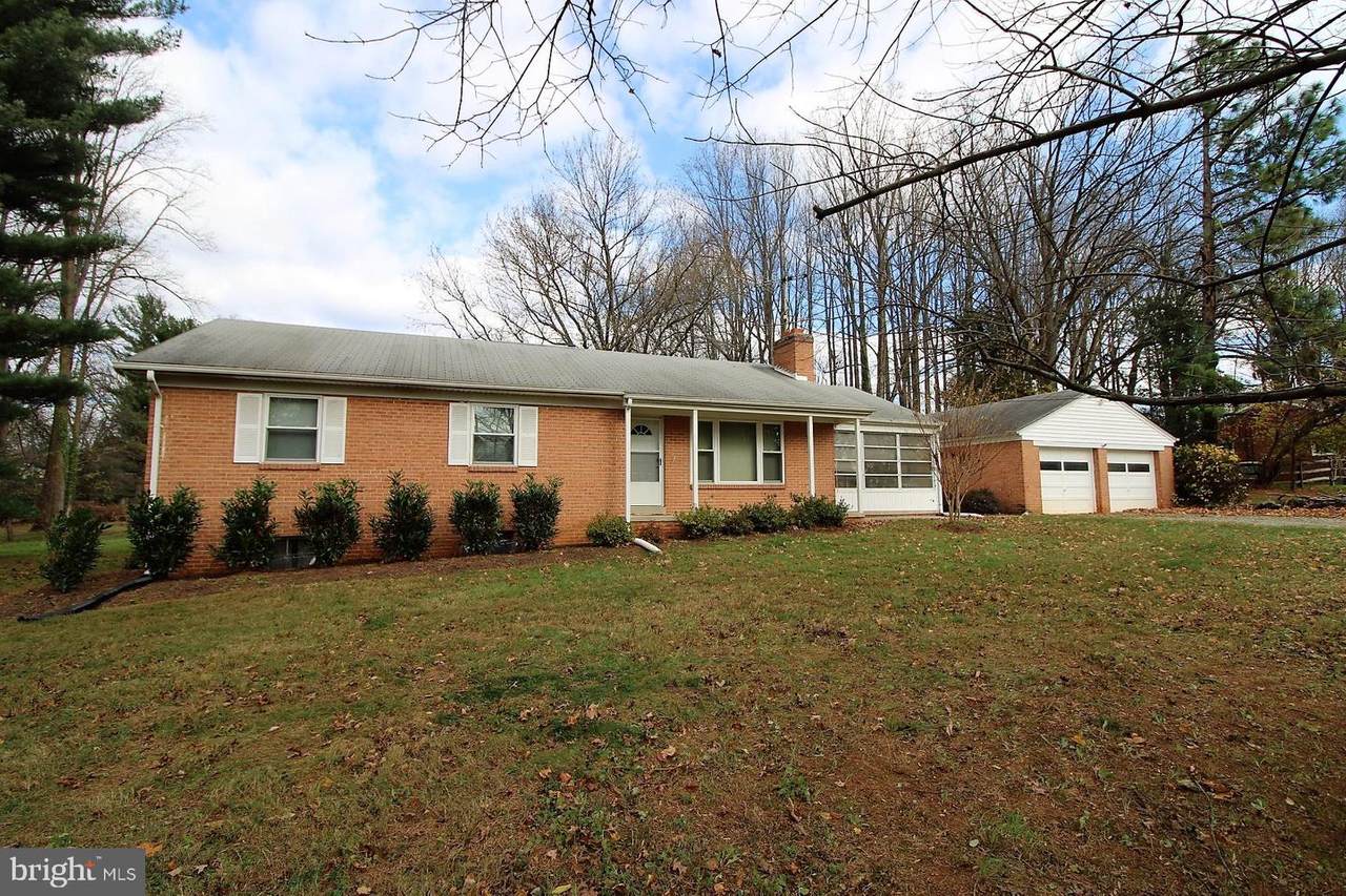 4517 Oak Hill Road - Photo 1