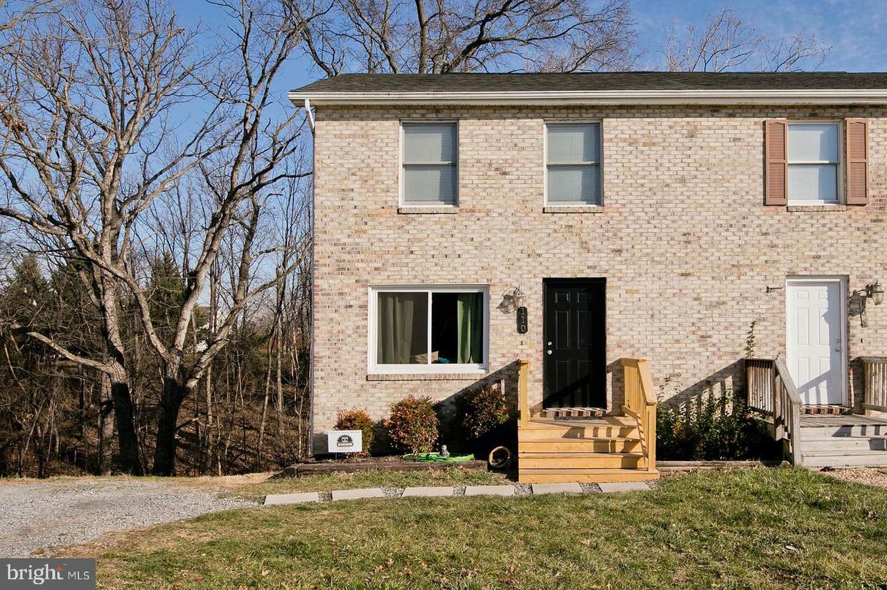 110 Woodridge Court - Photo 1