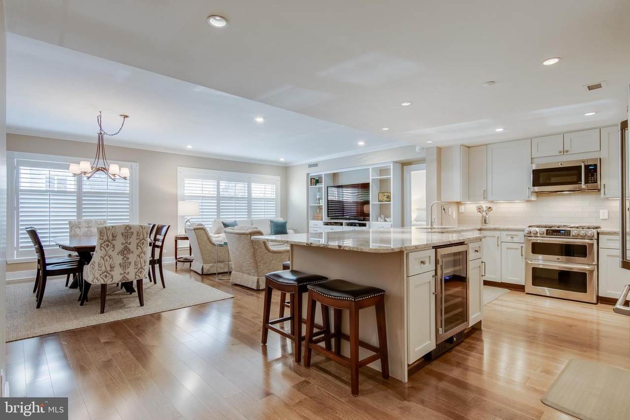 5 Park Place - Photo 1