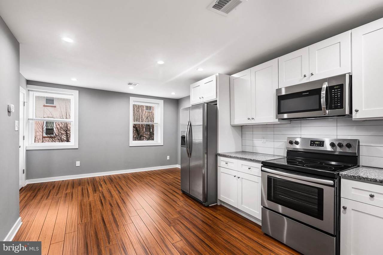 2125 20TH Street - Photo 1