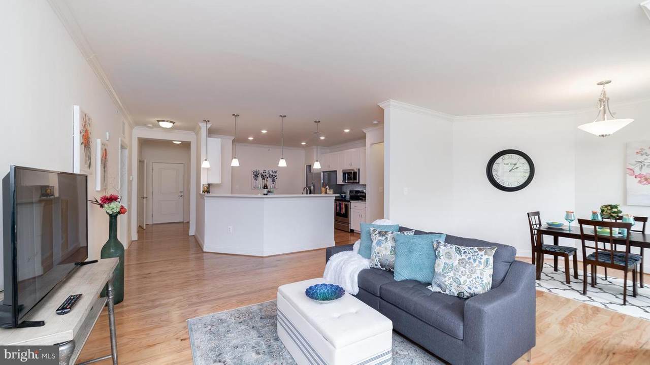 636 Wallingford Road - Photo 1