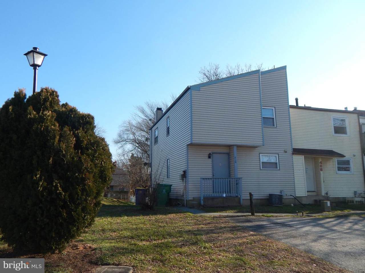 410 Arnold Court - Photo 1