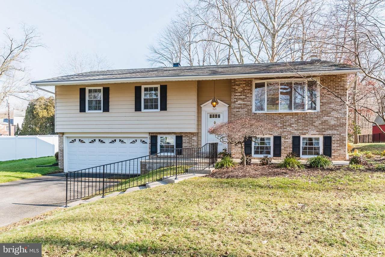 521 Pleasantwind Drive - Photo 1
