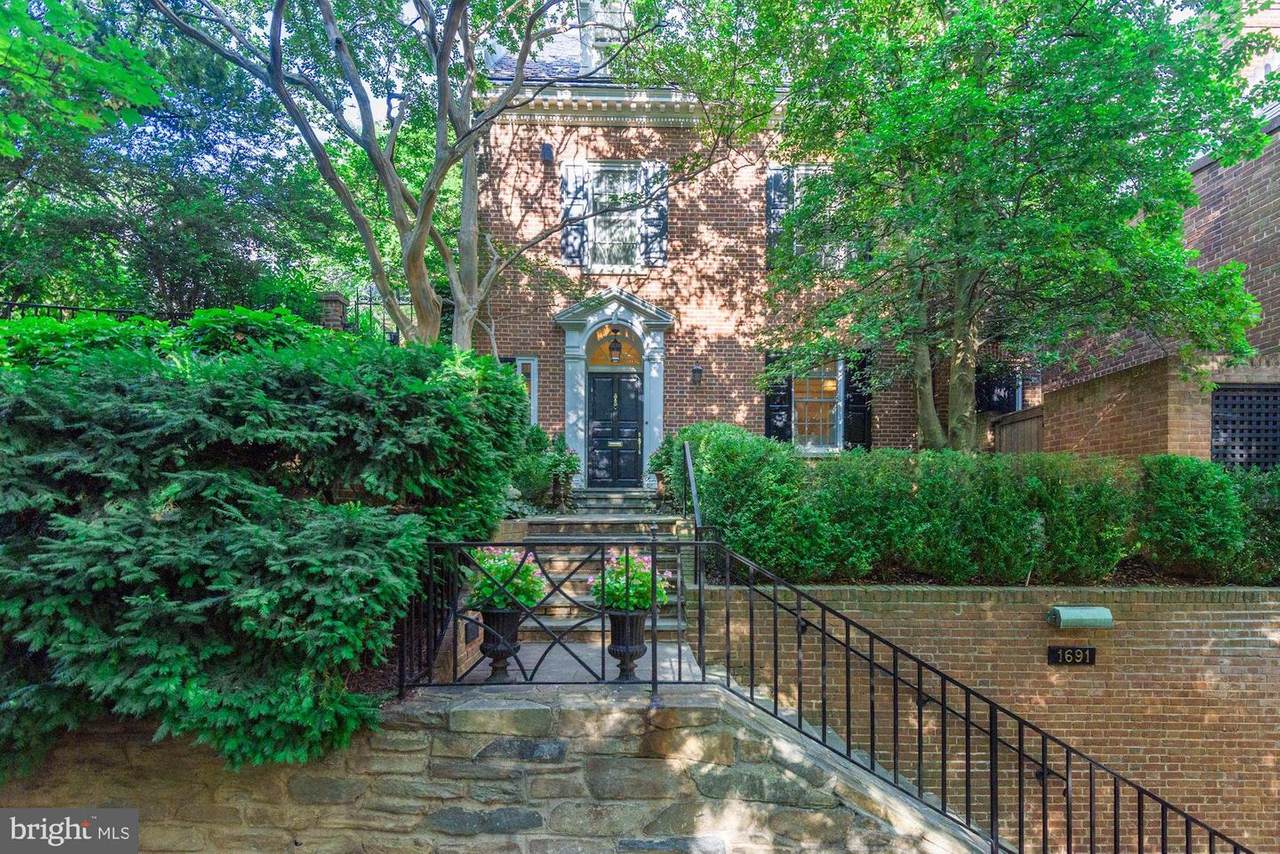 1691 34TH Street - Photo 1