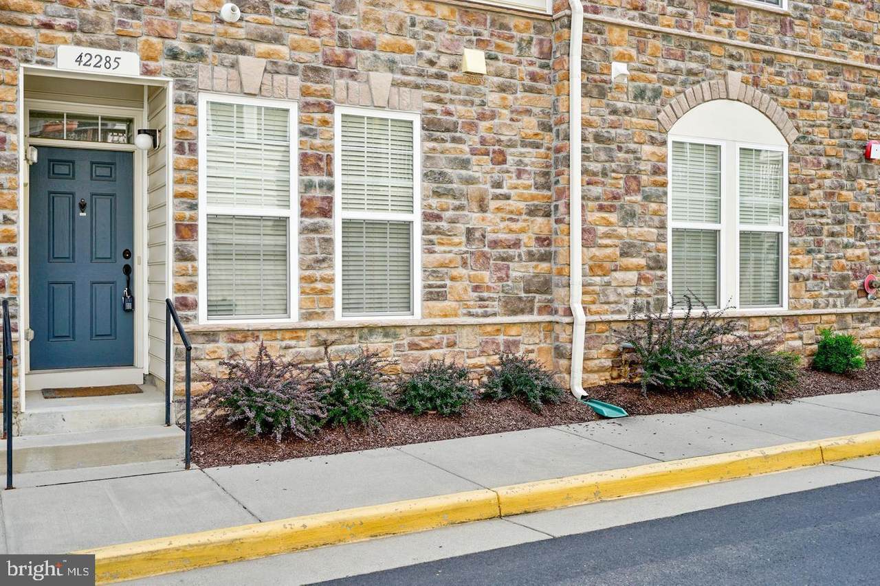 42285 San Juan Terrace - Photo 1