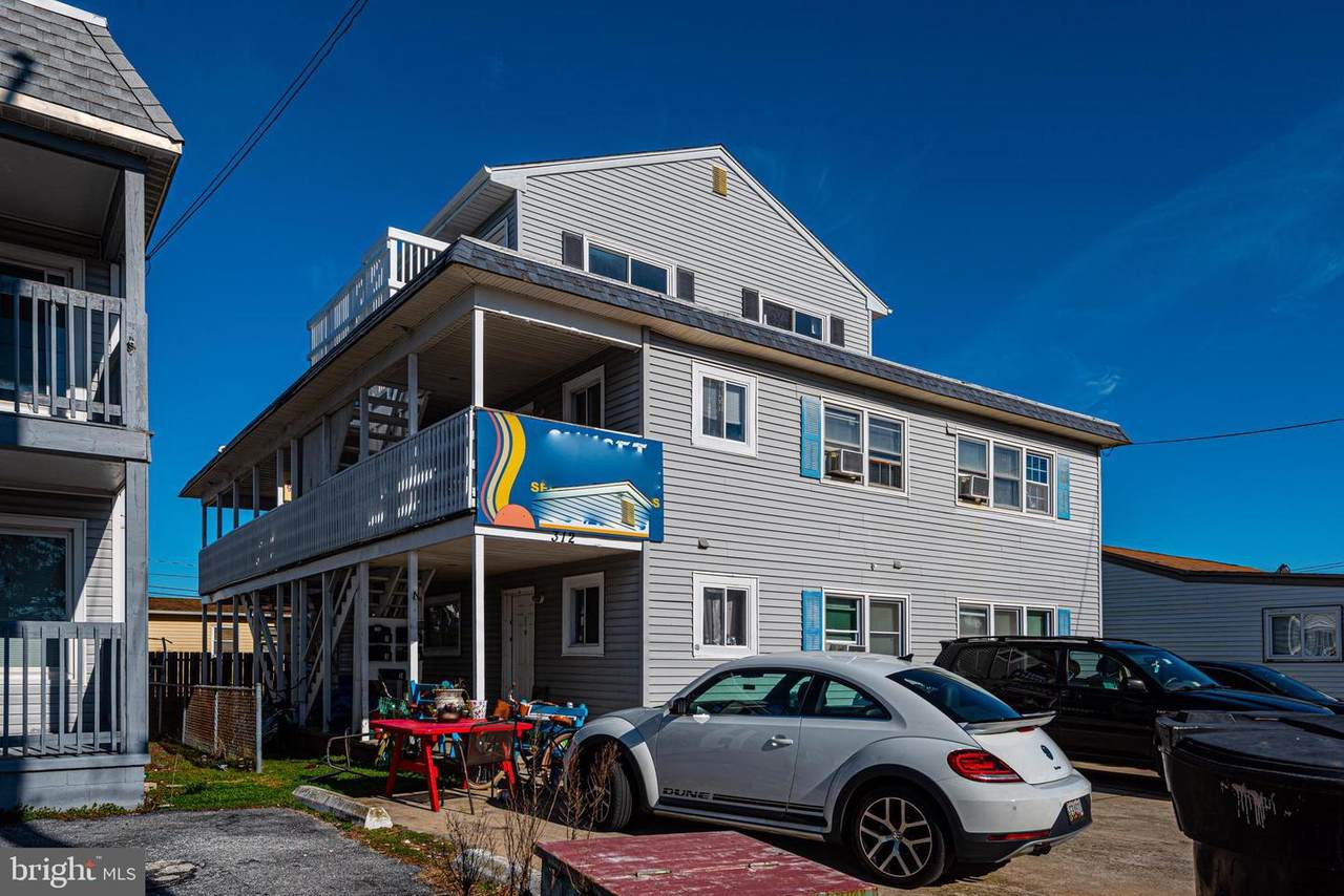 312 Sunset Drive - Photo 1