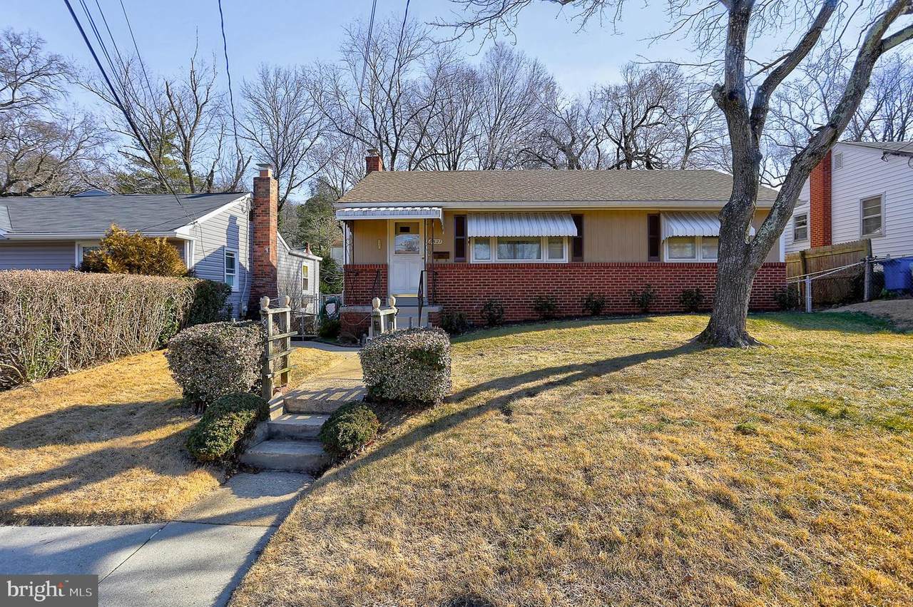 8521 60TH Avenue - Photo 1