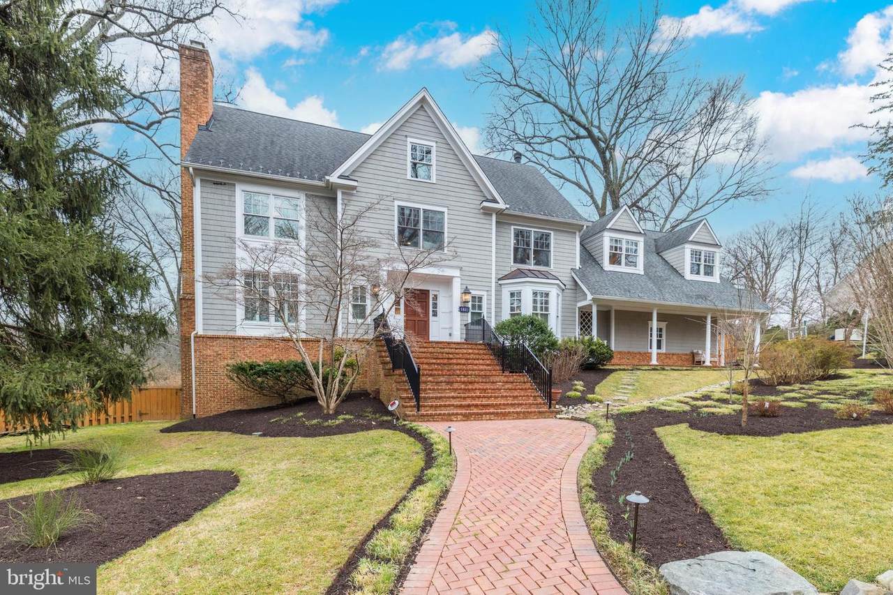 1831 Massachusetts Avenue - Photo 1