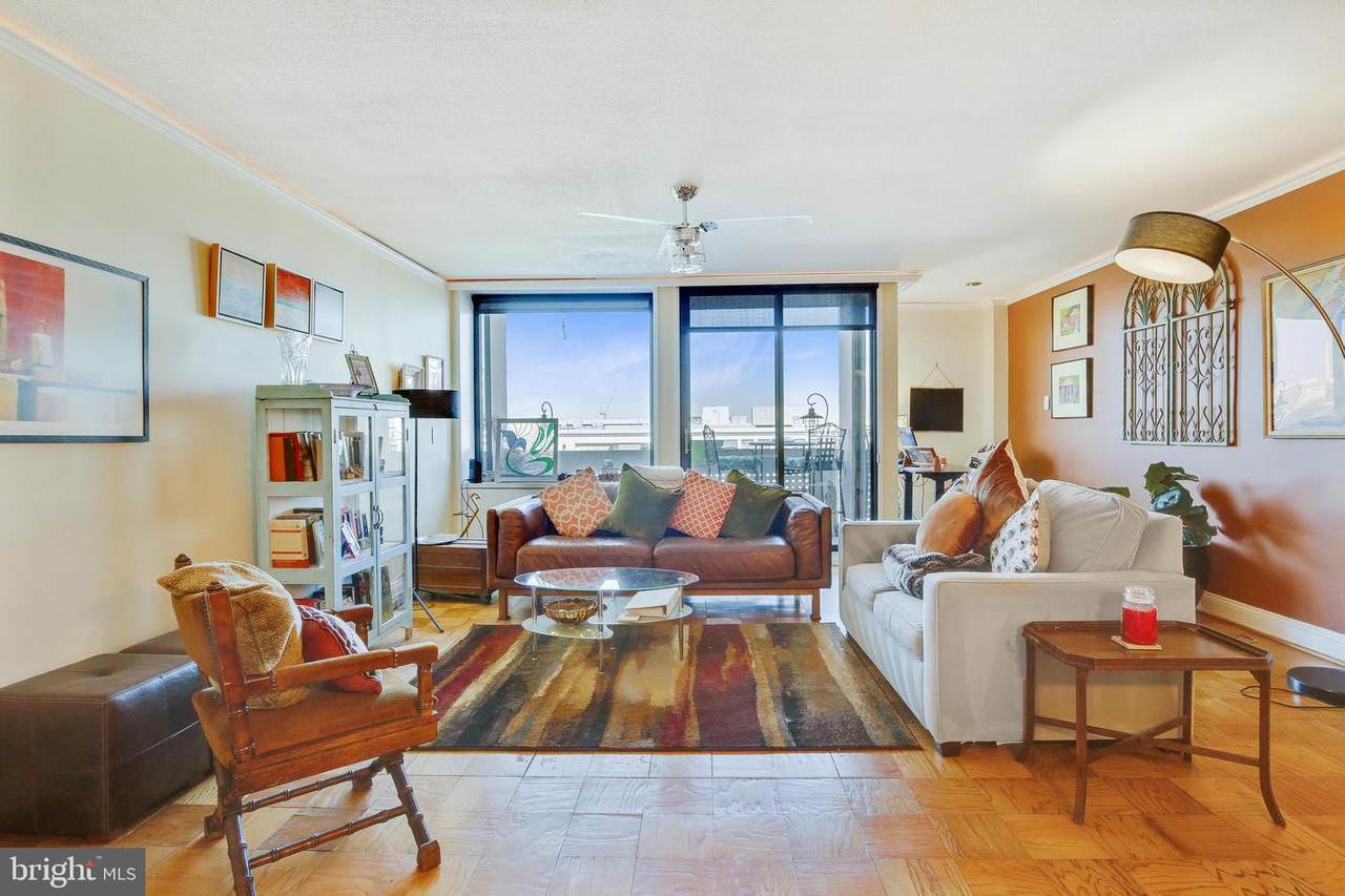 490 M Street - Photo 1