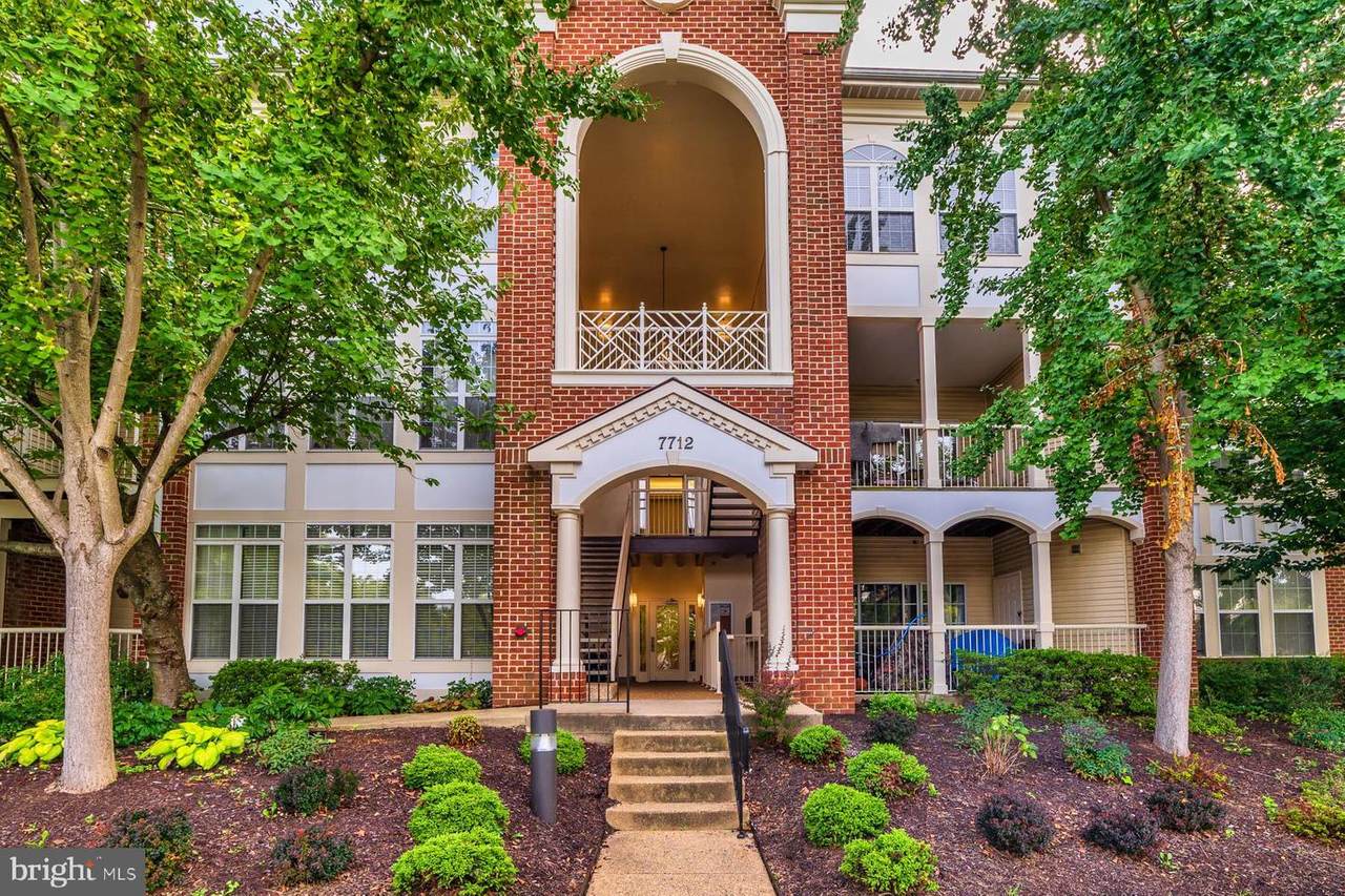 7712 Haynes Point Way - Photo 1