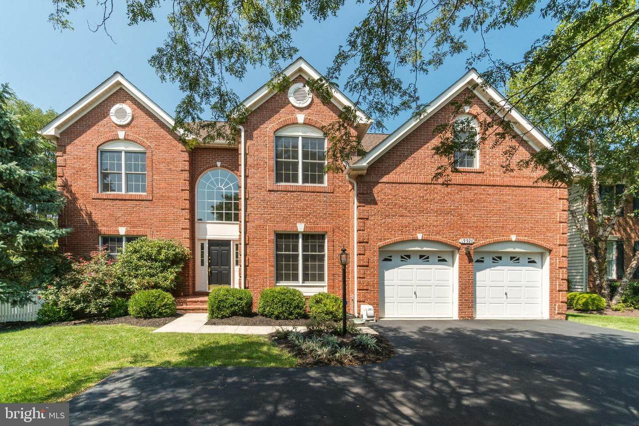 19920 Hazeltine Place - Photo 1