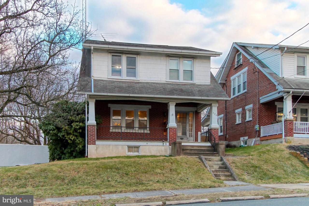 224 Reading Avenue - Photo 1