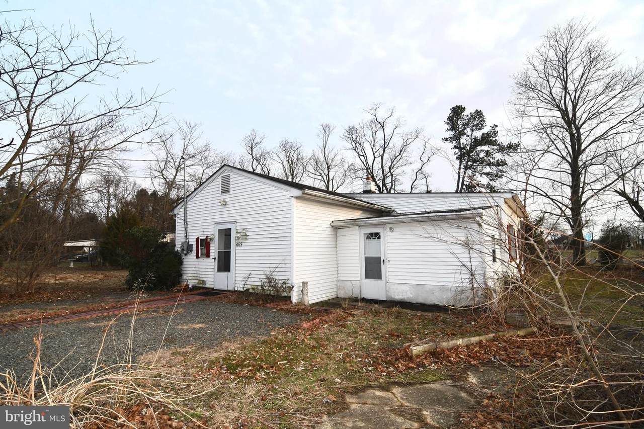 469 Berkley Road - Photo 1