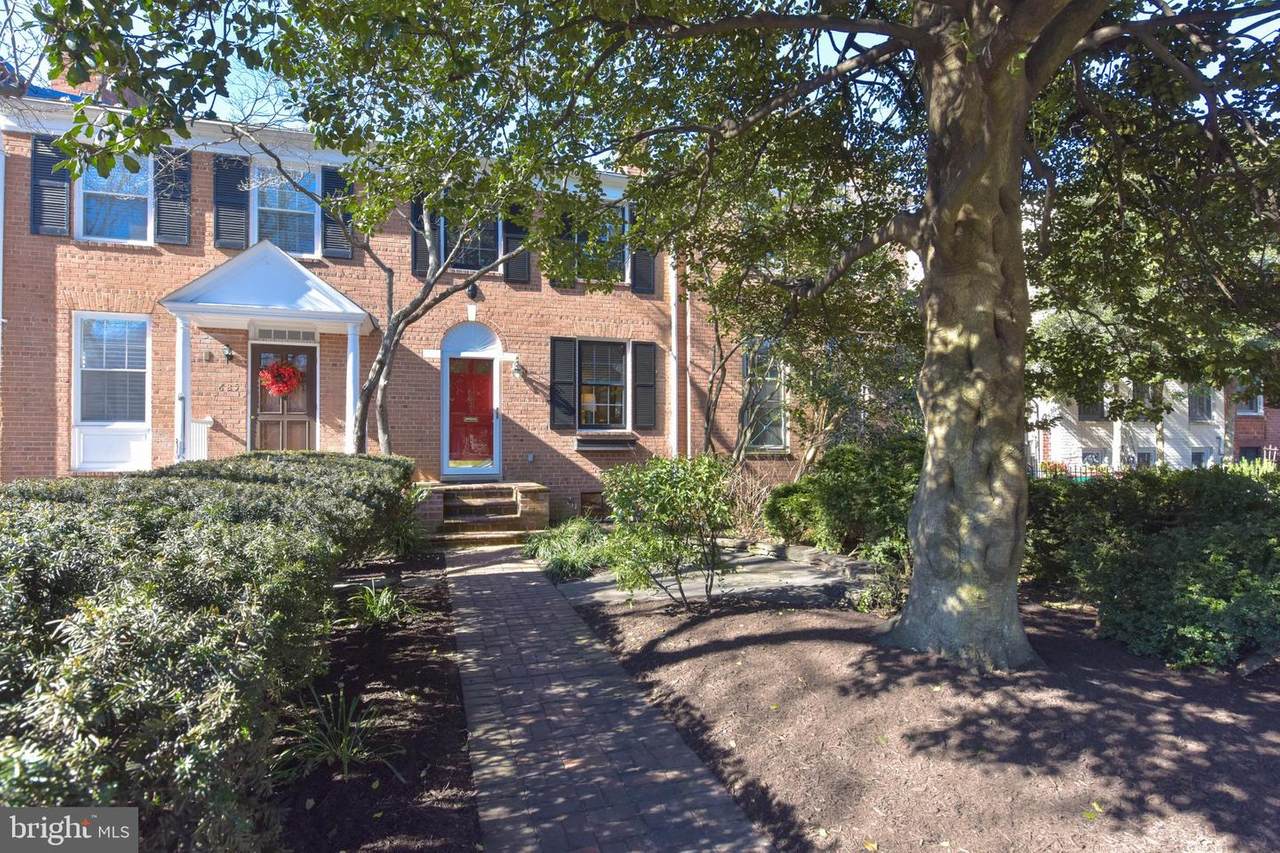 623 Royal Street - Photo 1