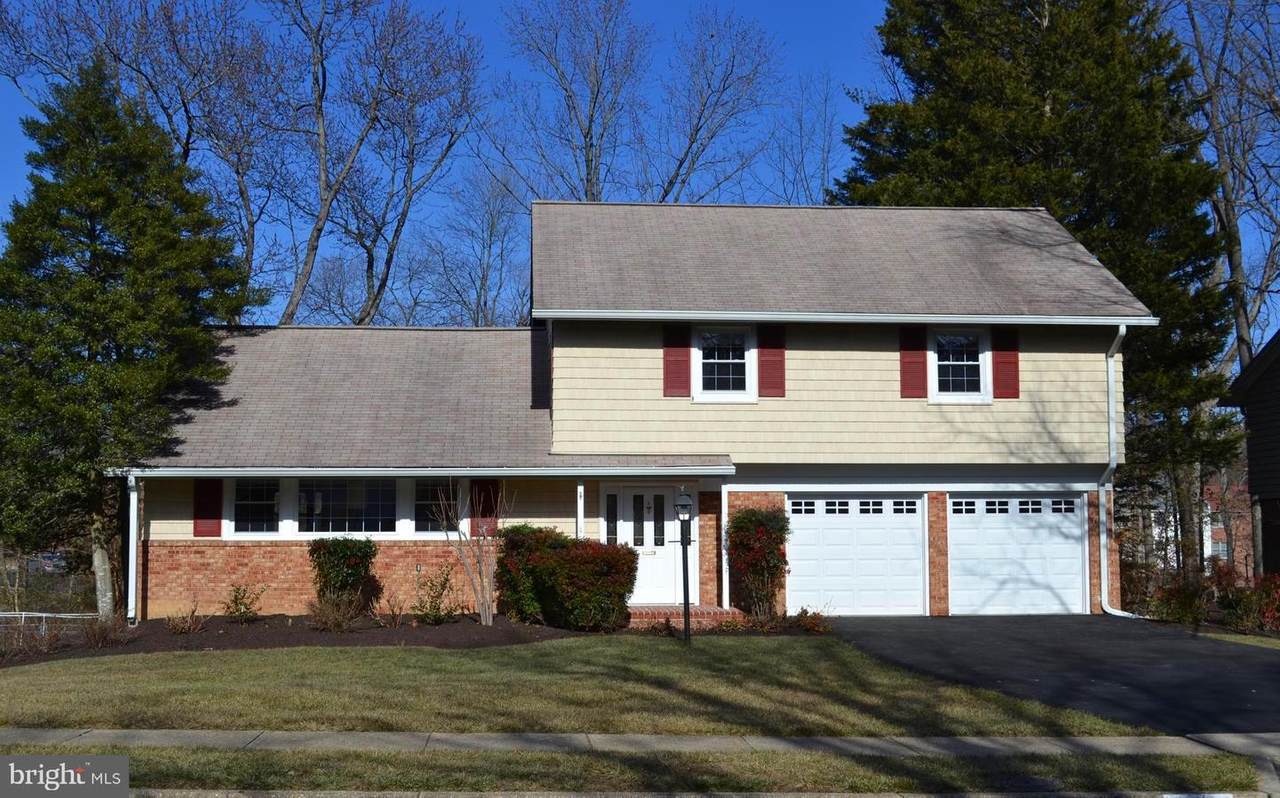 8402 Oakford Drive - Photo 1