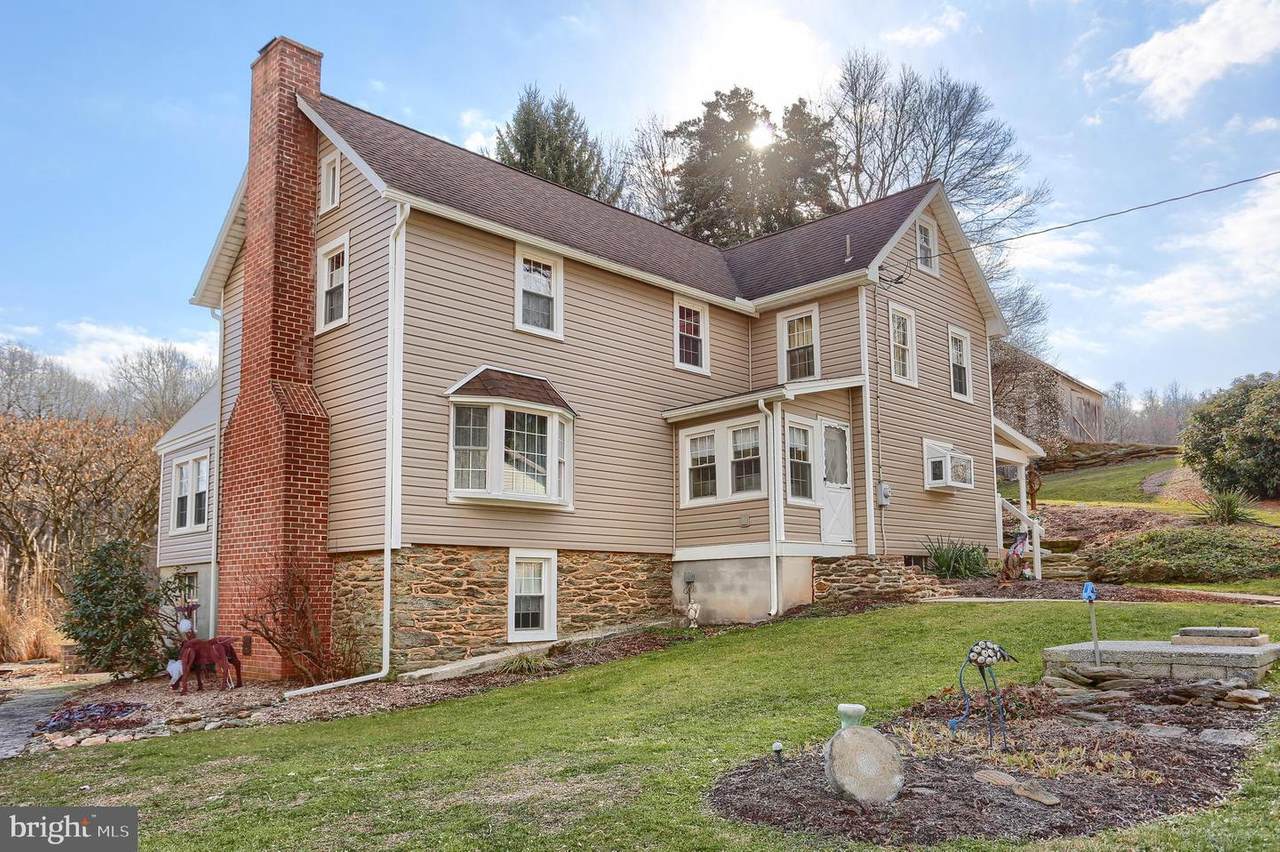 5894 Brenneman Drive - Photo 1