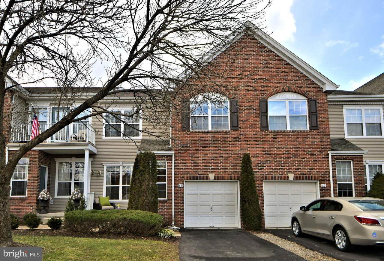 84 Dispatch Drive - Photo 1