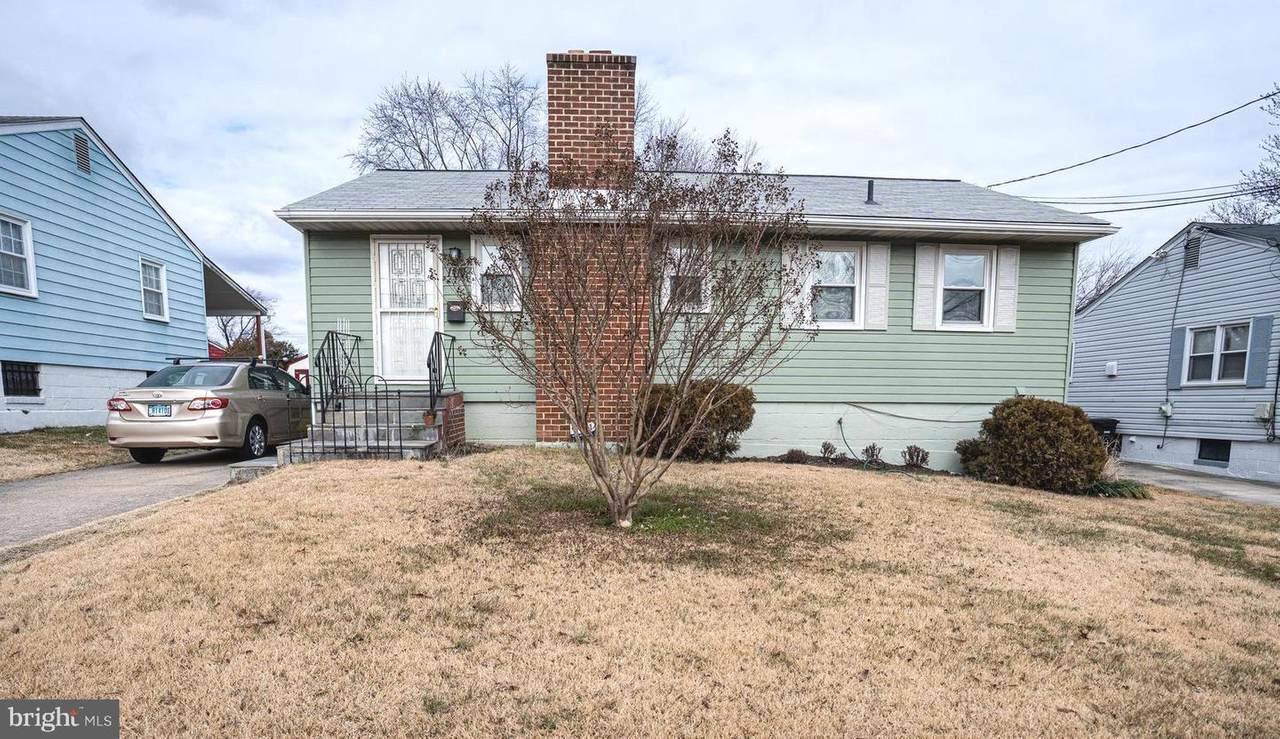 1410 Torrey Place - Photo 1