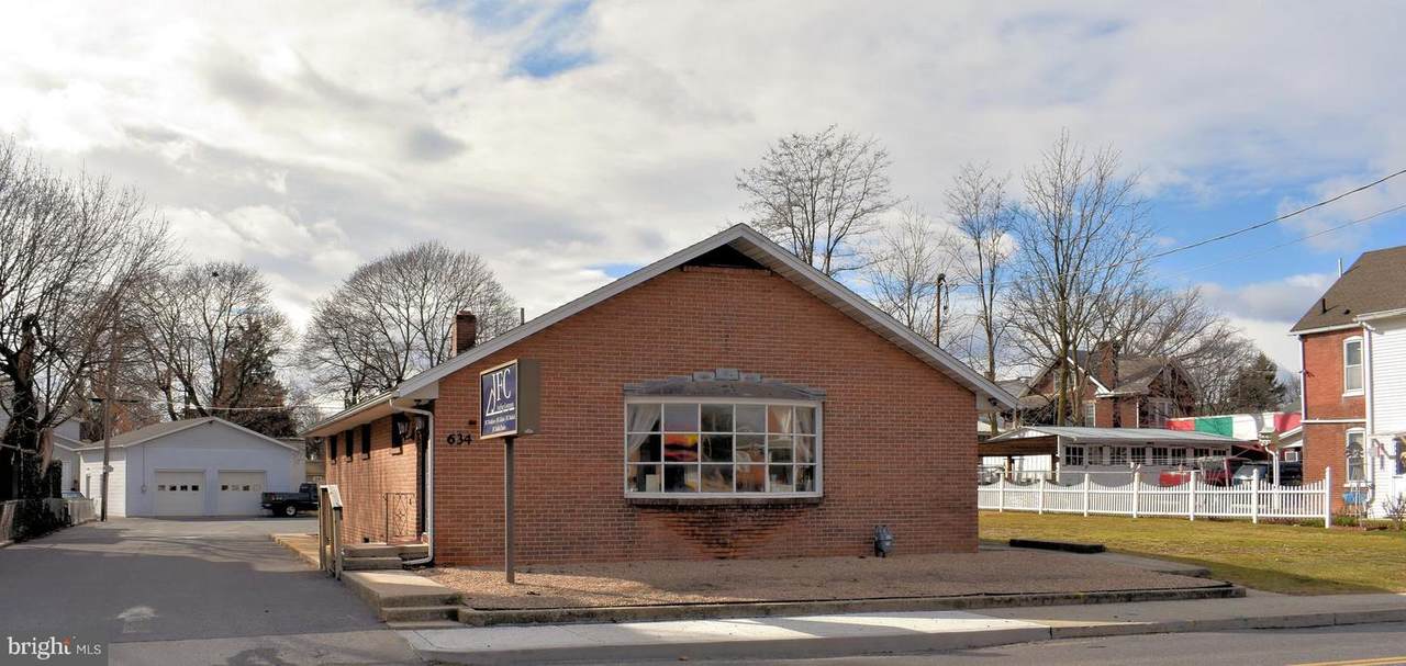 634 Lincoln Way - Photo 1