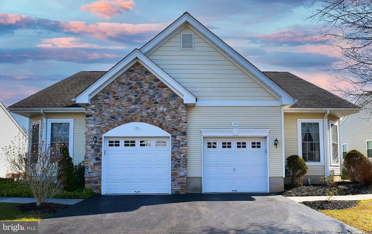 193 Meadowlark Drive - Photo 1