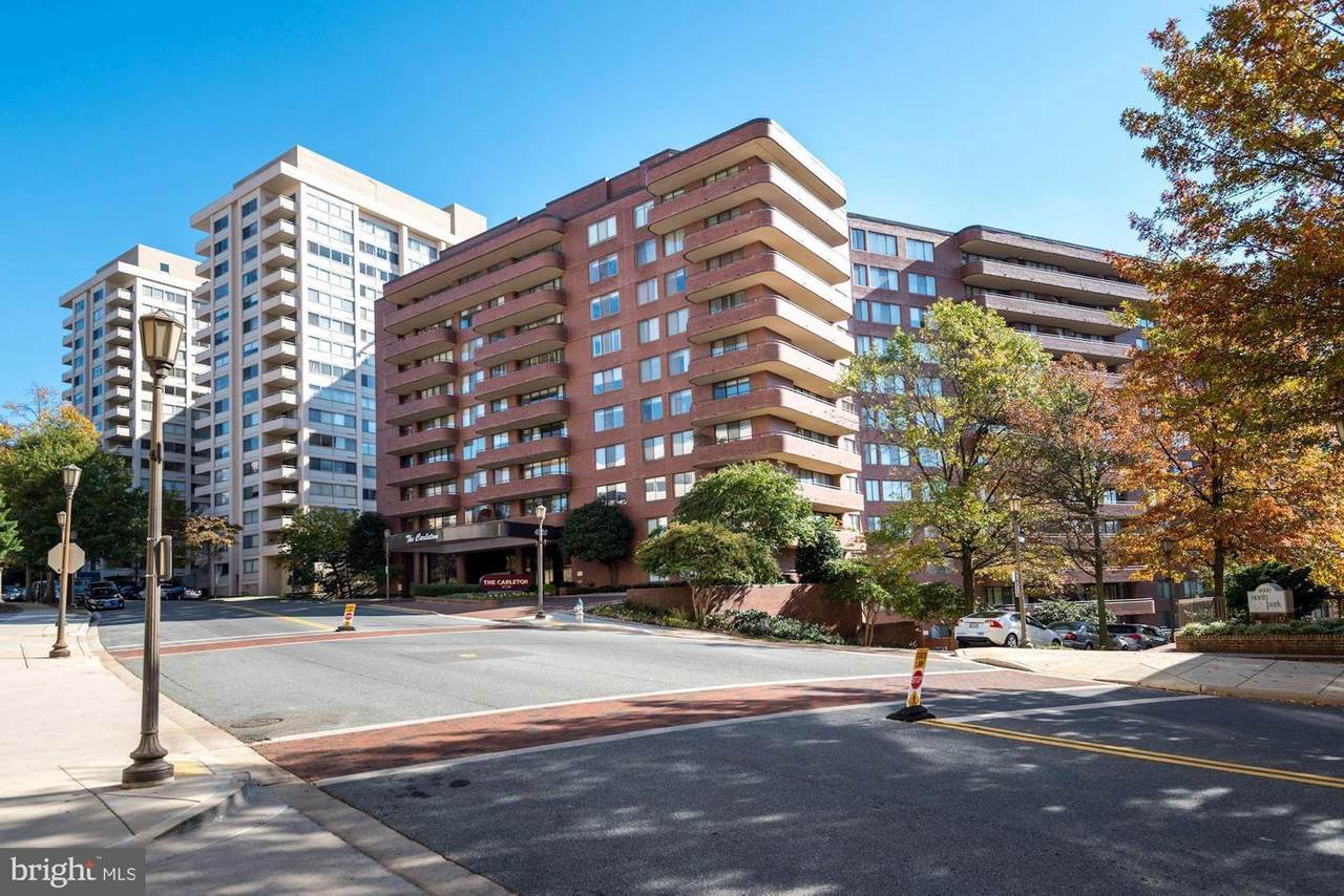 4550 Park Avenue - Photo 1