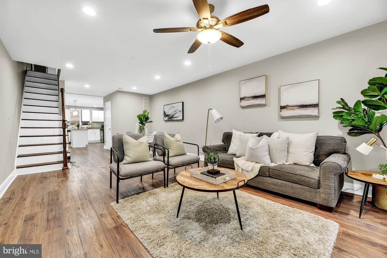 403 Kenwood Avenue - Photo 1