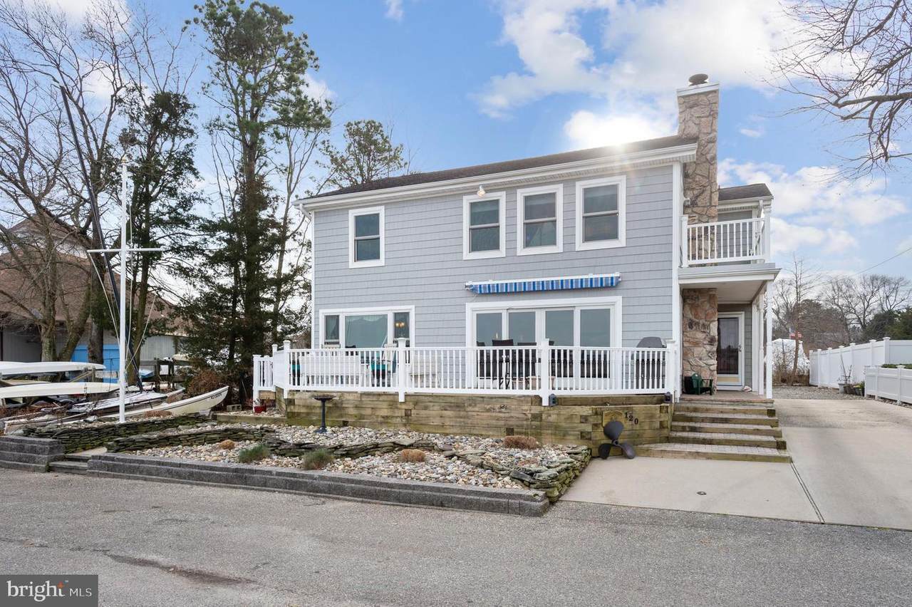 120 Cedar St - Photo 1