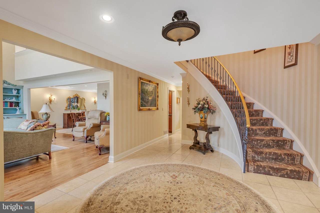1220 Round Hill Road - Photo 1