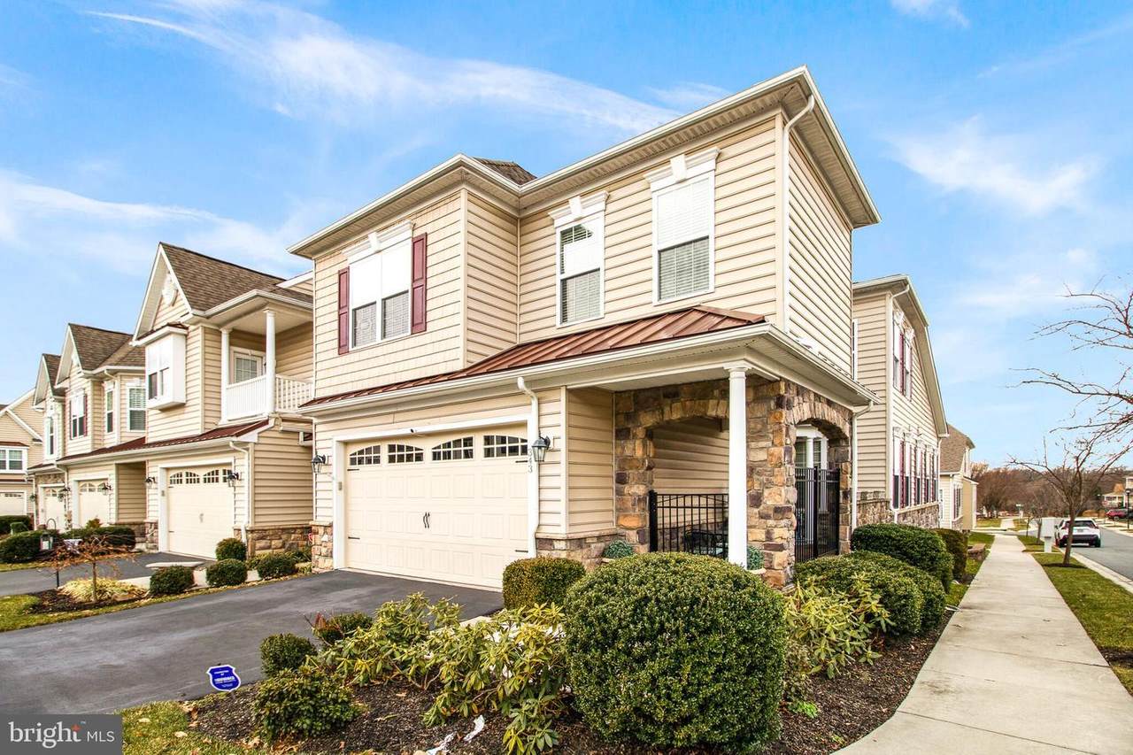 343 Cassell Court - Photo 1