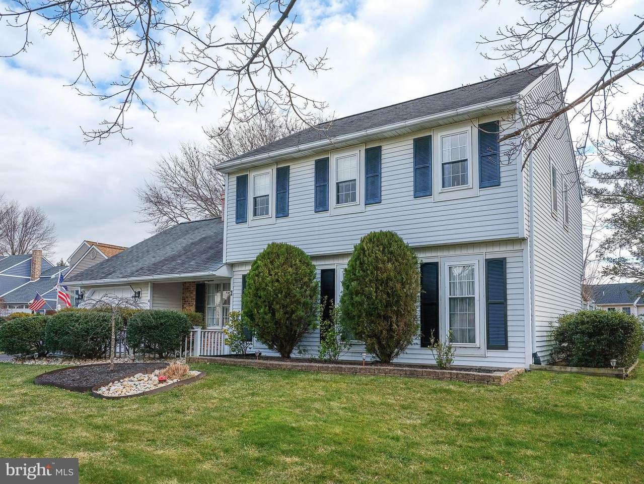 4 Adrian Place - Photo 1
