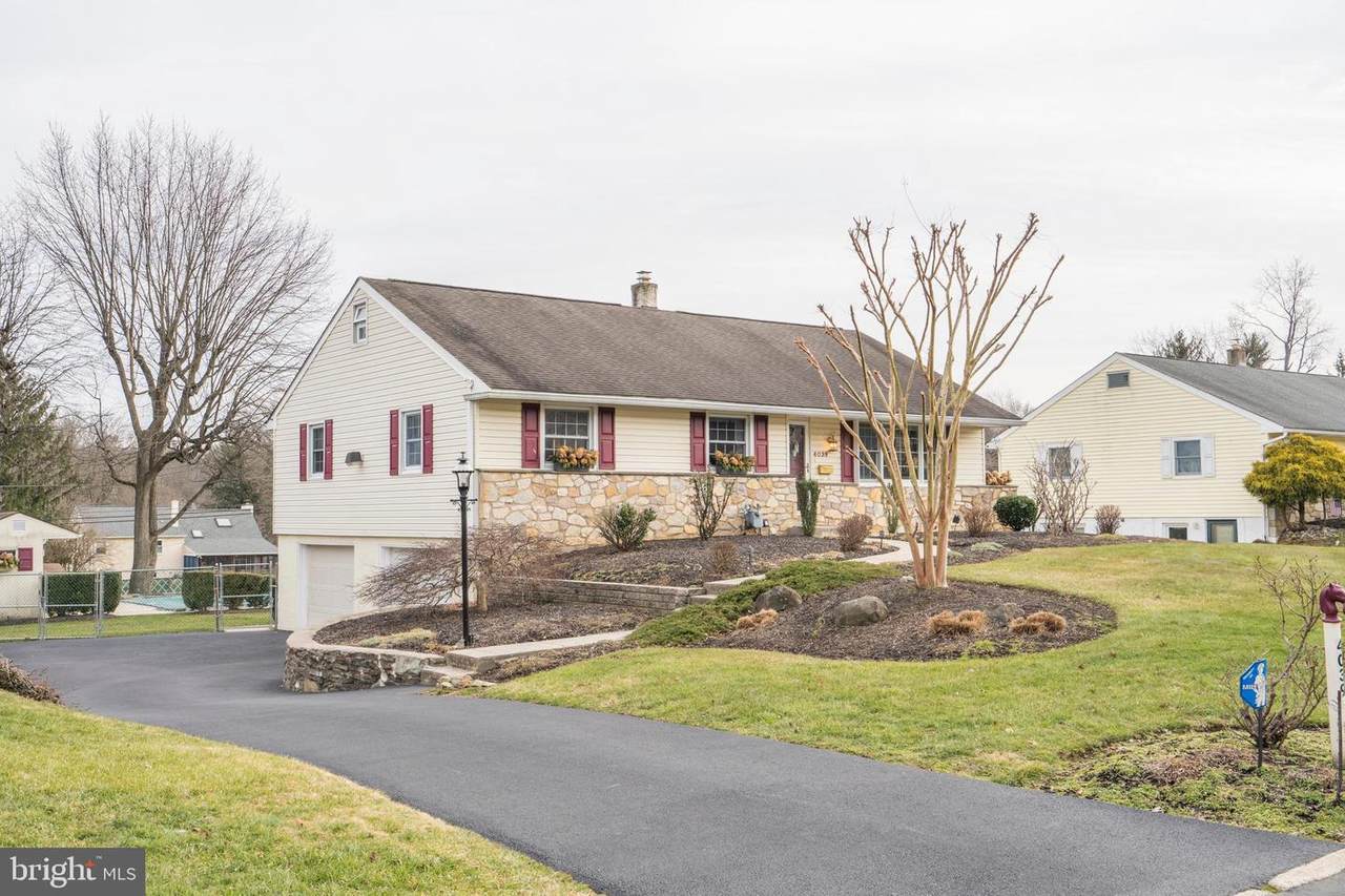 4039 Macniff Drive - Photo 1