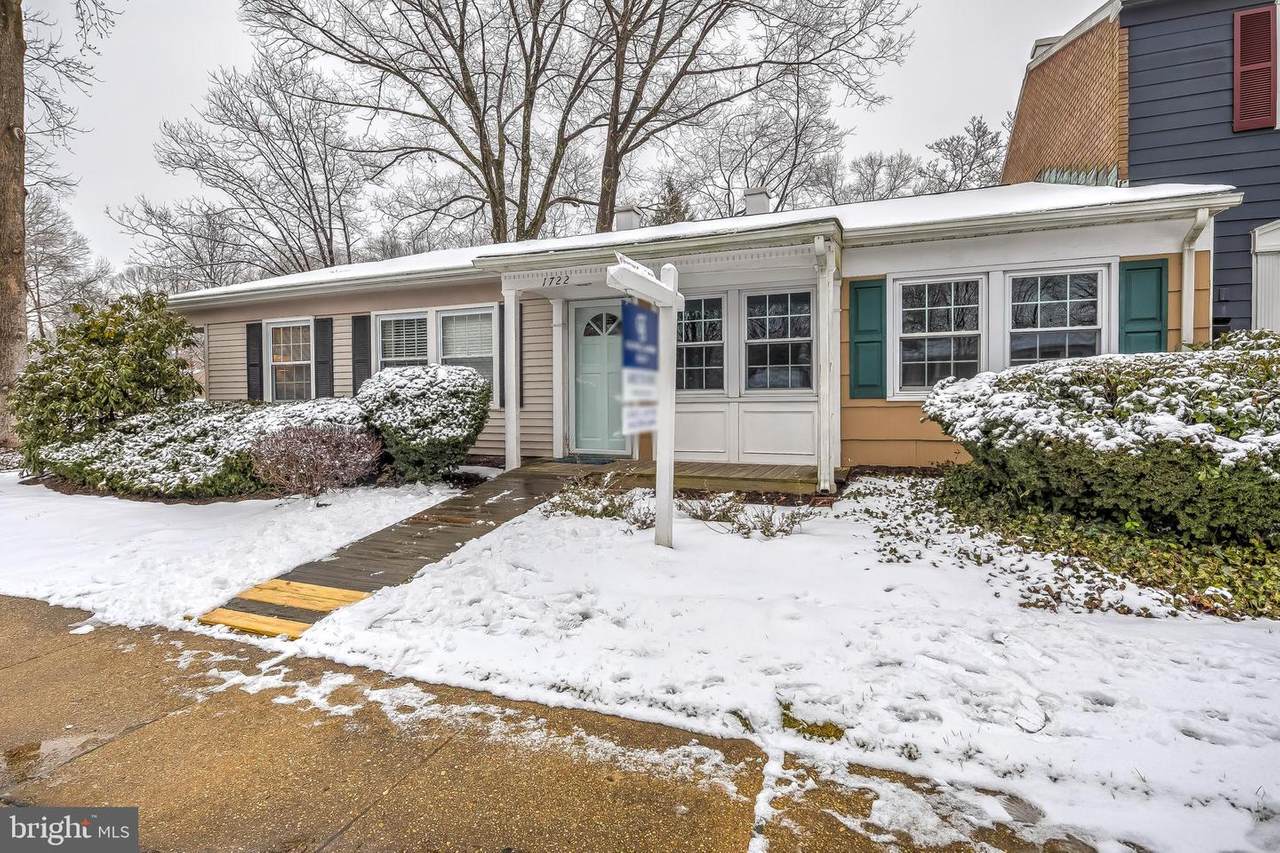 1722 Whitestone Court - Photo 1