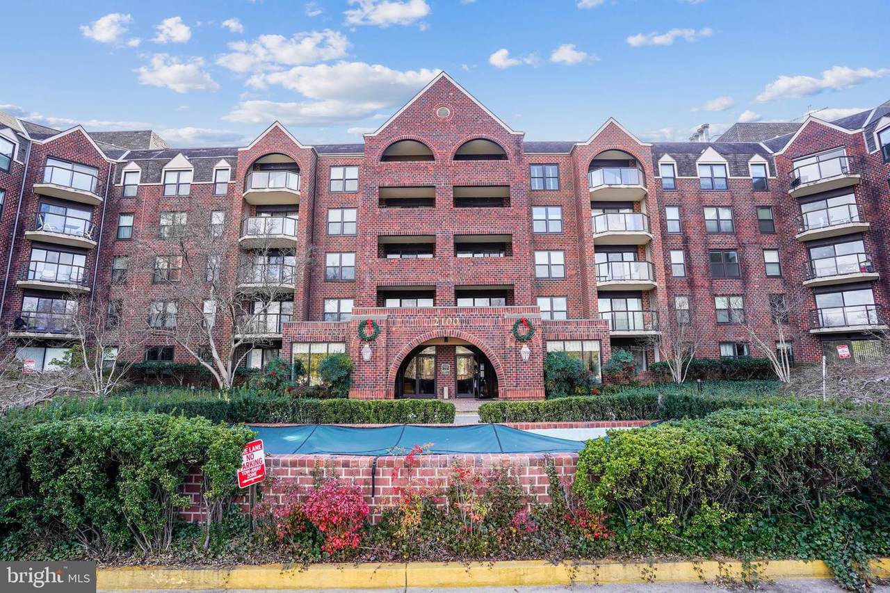 2100 Lee Highway - Photo 1