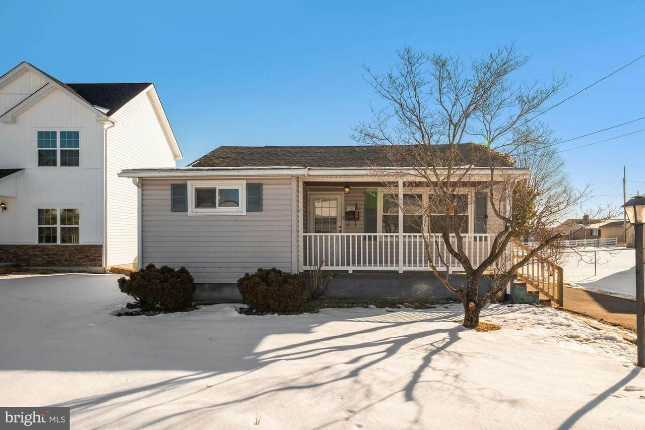 206 Euclid Avenue - Photo 1