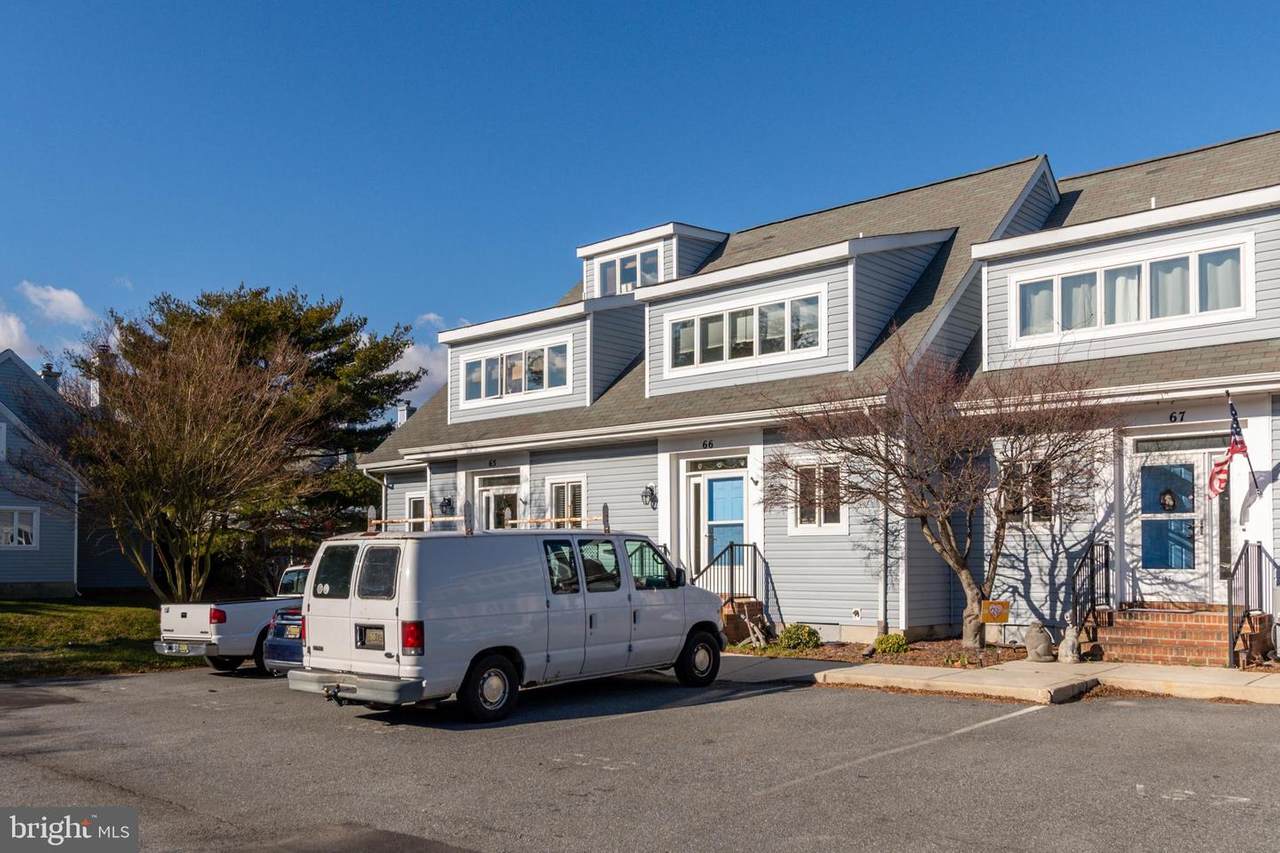 66 Henlopen Gardens - Photo 1