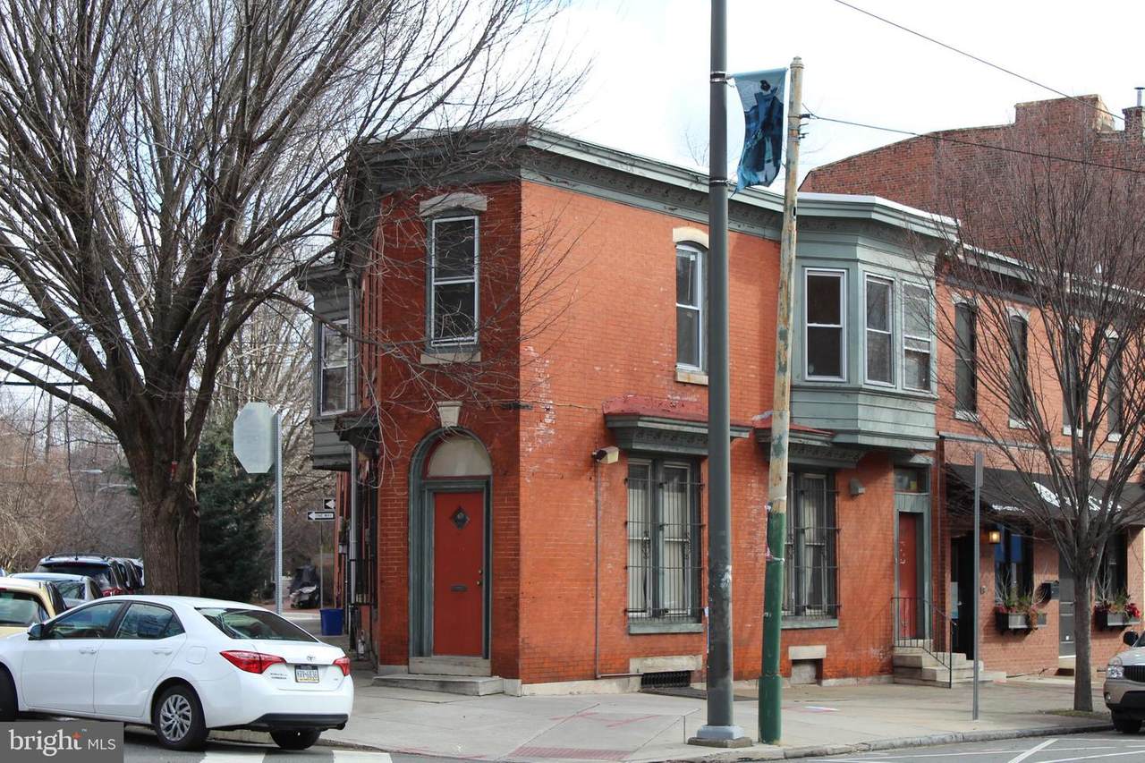 3811 Lancaster Avenue - Photo 1