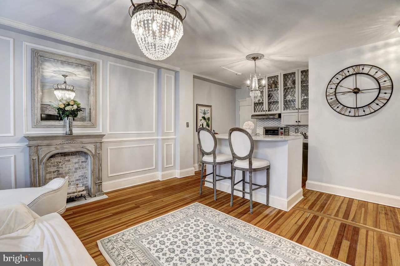 2022 Columbia Road - Photo 1
