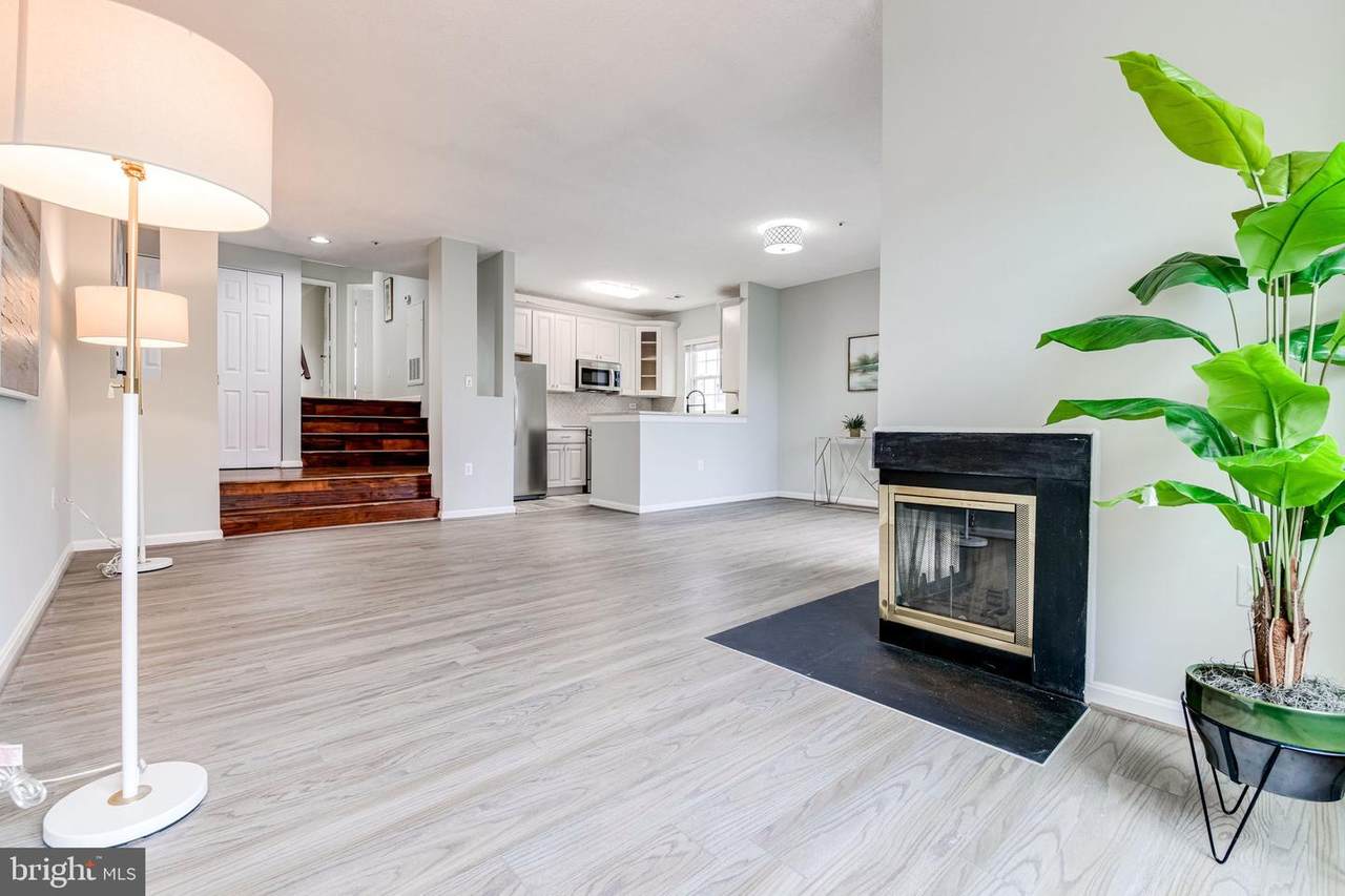 277 Pickett Street - Photo 1