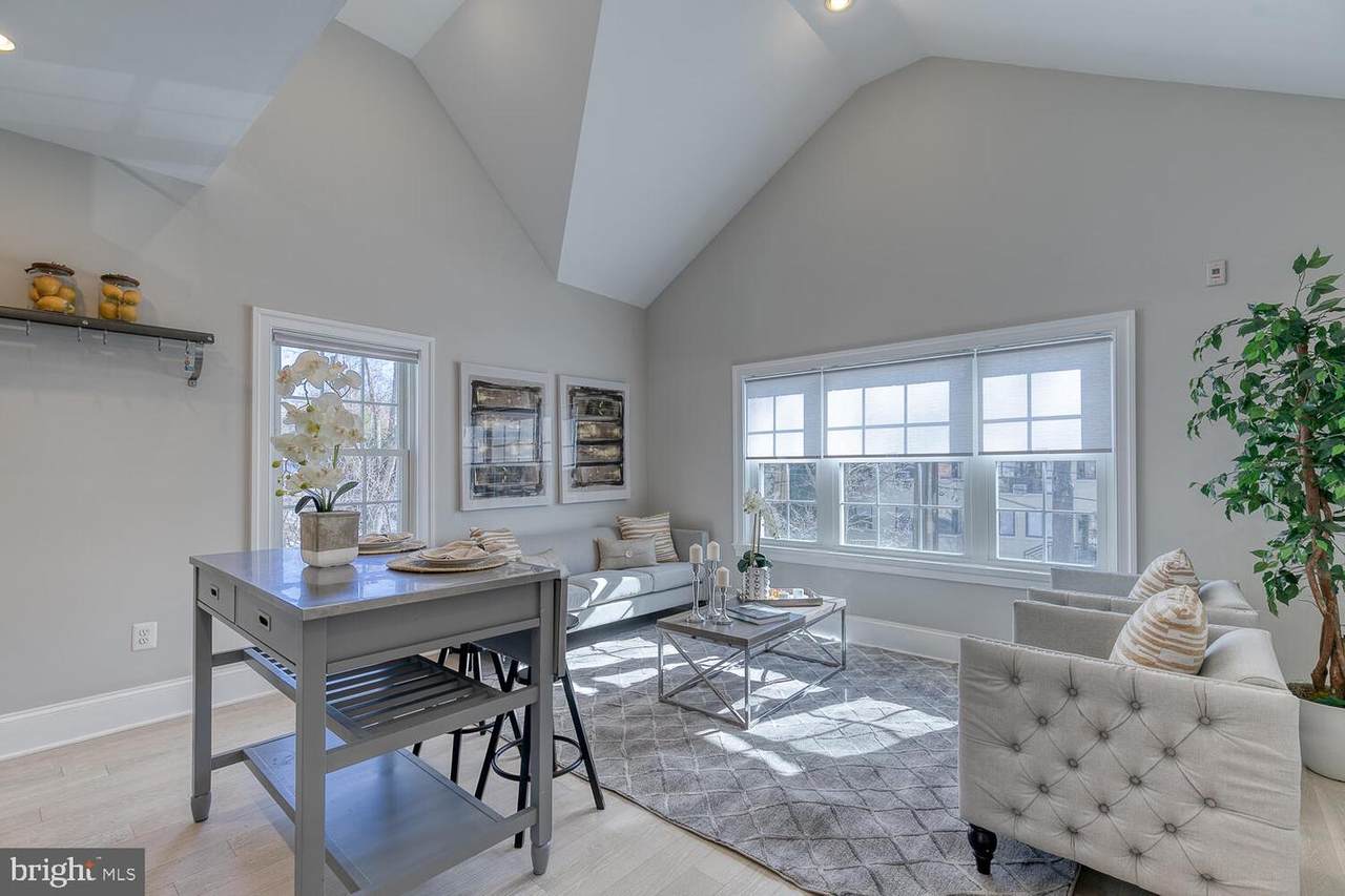 3921 Fulton Street - Photo 1