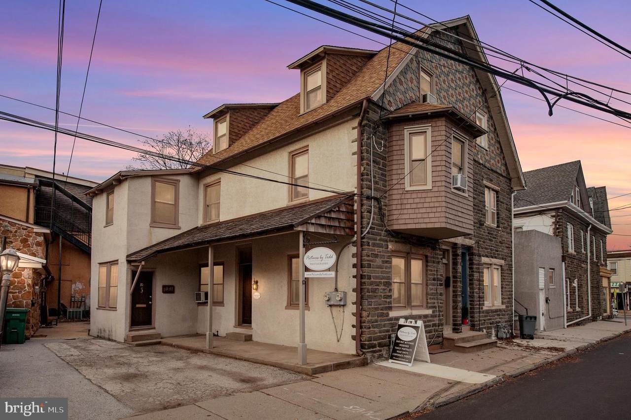 10 Thomas Avenue - Photo 1