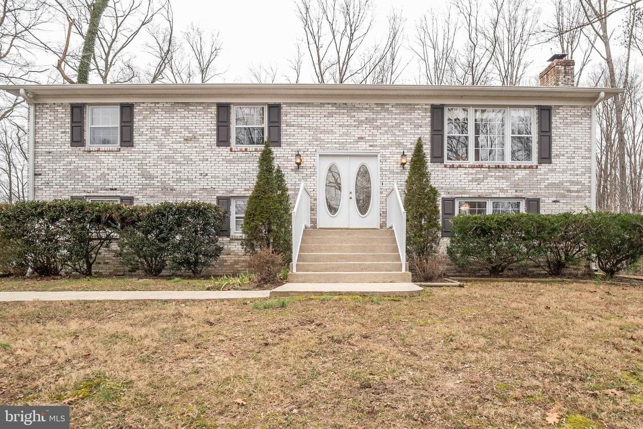 5523 Woodridge Drive - Photo 1