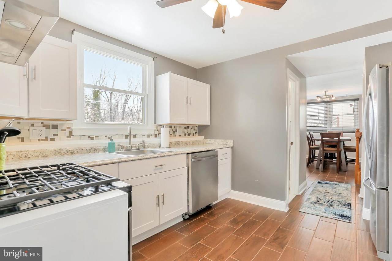 327 Winslow Road - Photo 1