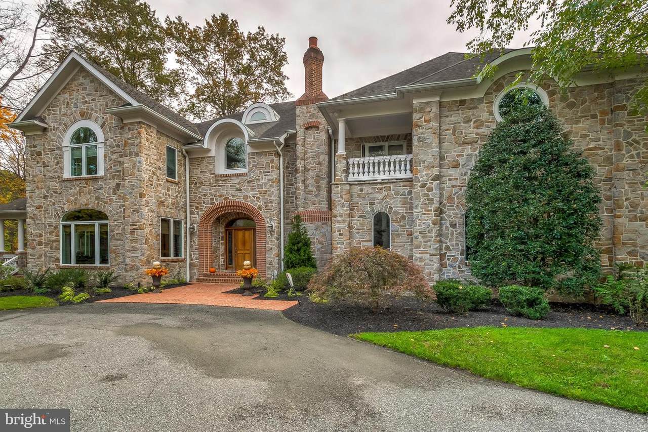1209 Scotts Knoll Court - Photo 1