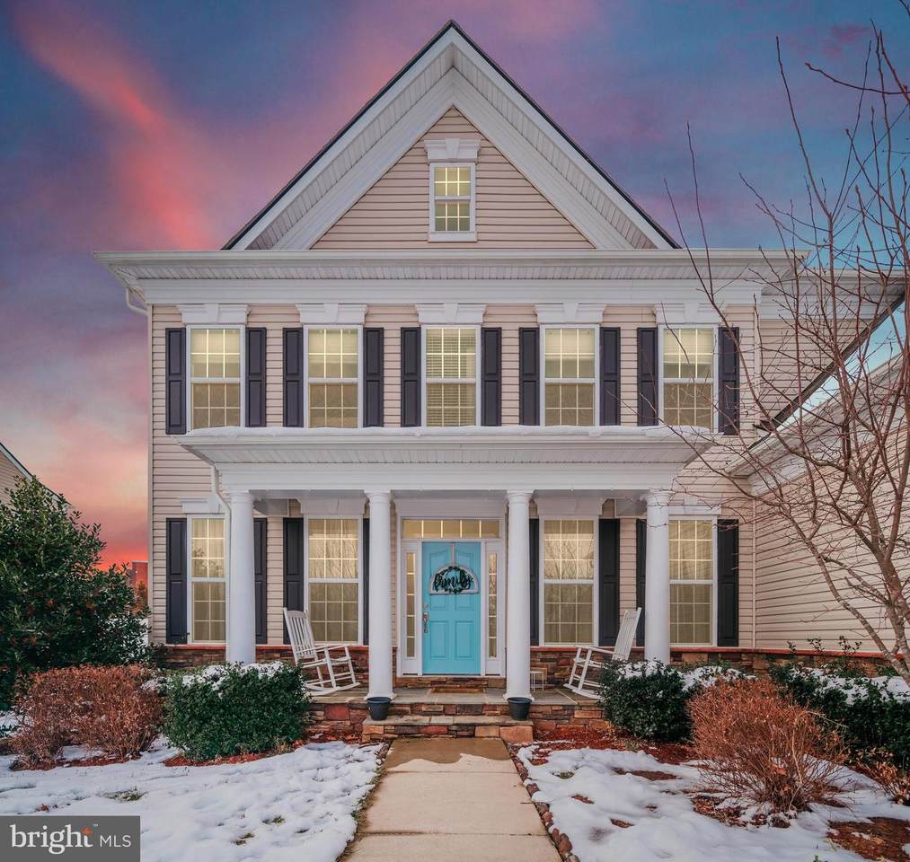 1108 Oakmont Court - Photo 1